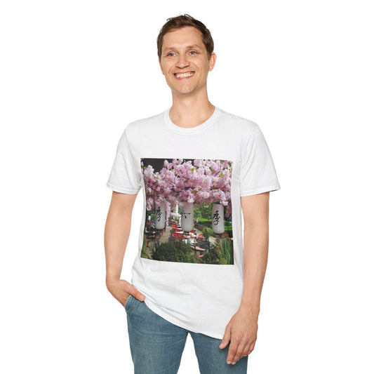 Cherry Blossom Lantern T-Shirt – Japanese Garden Aesthetic & Spring Floral Tee