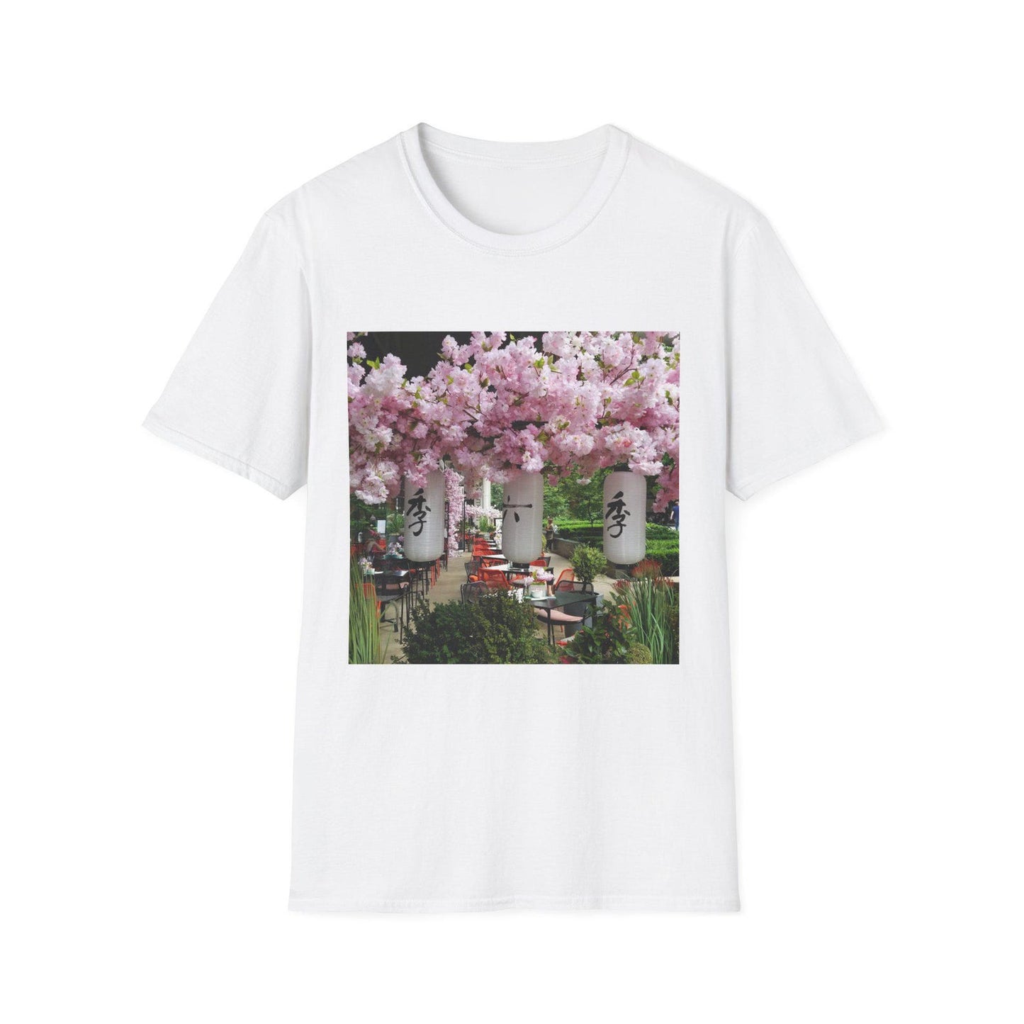 Cherry Blossom Lantern T-Shirt – Japanese Garden Aesthetic & Spring Floral Tee
