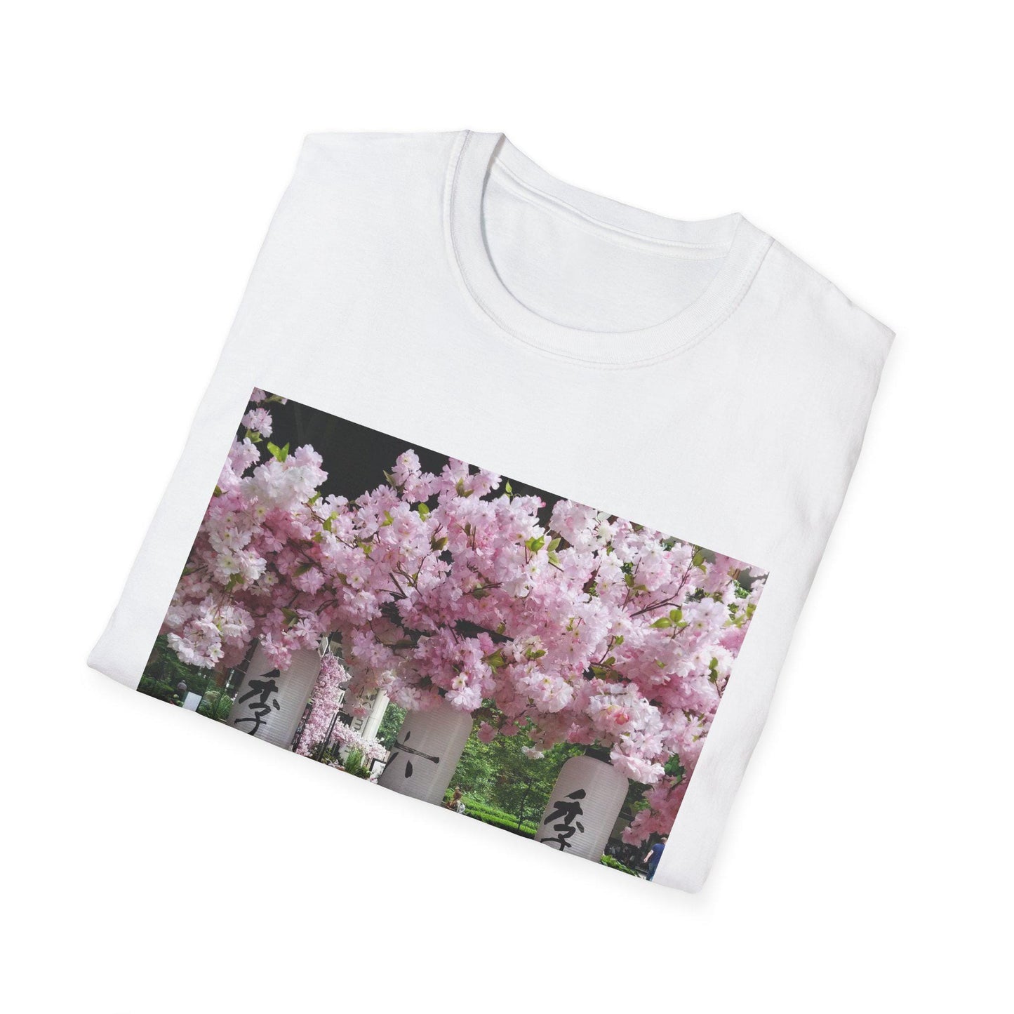 Cherry Blossom Lantern T-Shirt – Japanese Garden Aesthetic & Spring Floral Tee